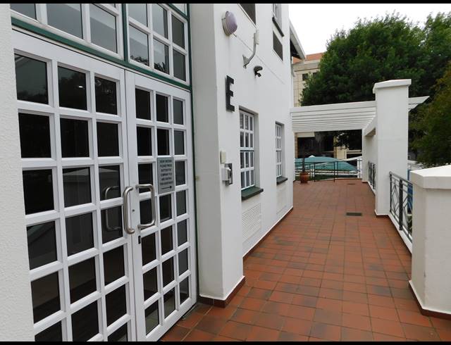 377M² OFFICE TO LET IN ROSEBANK